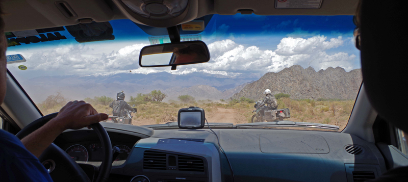 Illustration for article titled It Was Dumb To Drive Into A Desert Race With Crappy Rentals, I Now Know